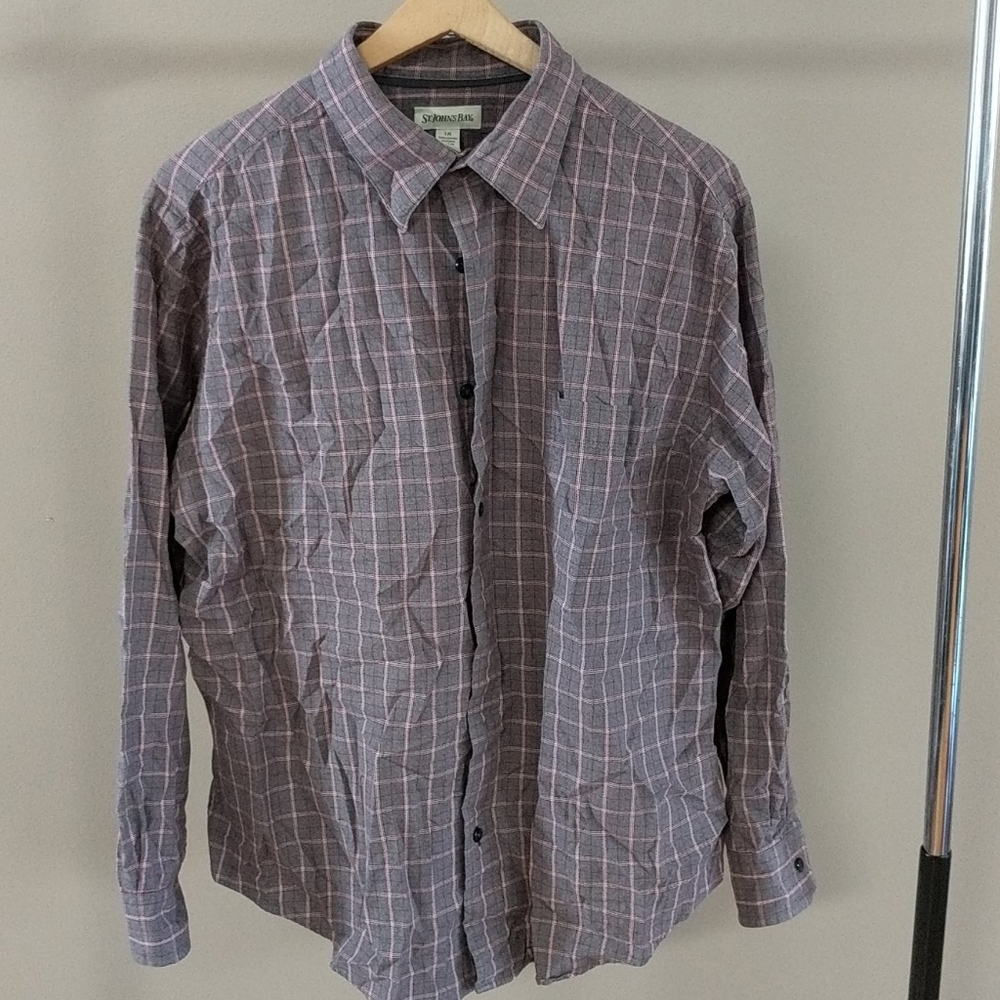 St. John's Bay L Button Up Collared Shirt